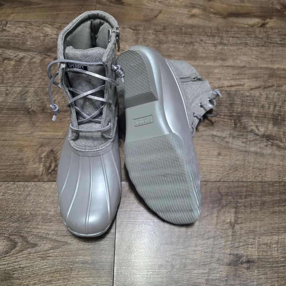 Sperry Gray Duck Boots Youth Girls 6